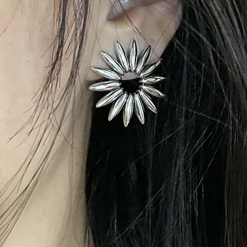 925 Silver Sunflower Earrings.