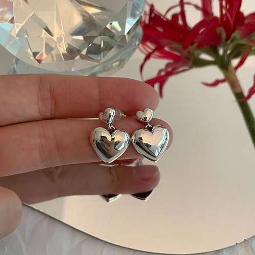 925 Silver Love Heart Stud Earrings