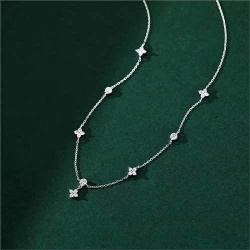 (FREE) 925 Silver Four Leaf Flower Necklace