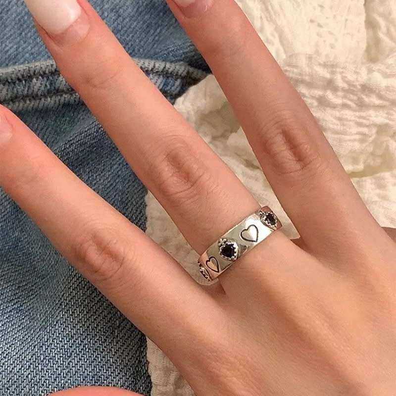 925 Silver Black Heart Ring