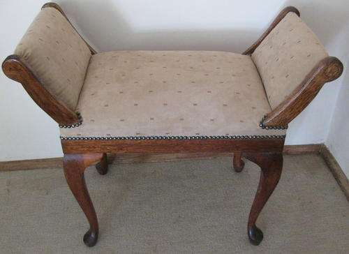 Piano Chair
