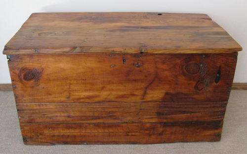 Medium-sized Oregon Pine Kist