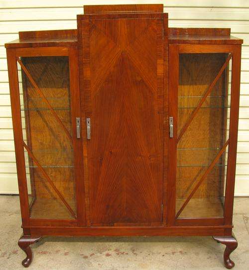 Art Deco Showcase