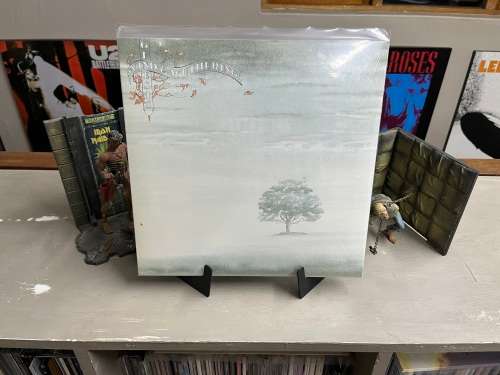 Genesis - Wind & Wuthering vinyl record ( NM )