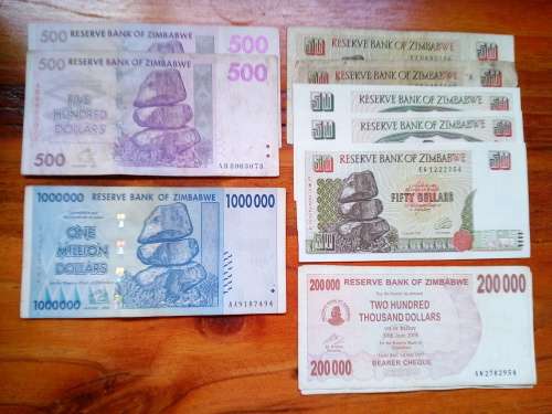 Zimbabwe Banknotes x 207