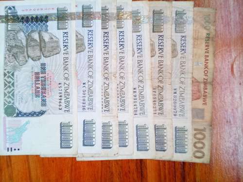 Zimbabwe Banknotes x 207