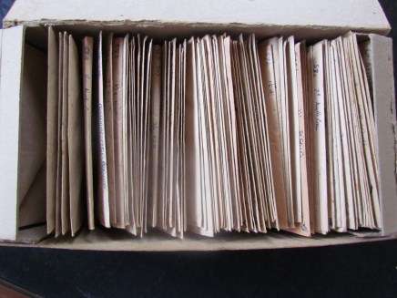 WOW!!! Great GB collection - 84 x envelopes +GB stamps in box! Good condit & most unhinged - see pic