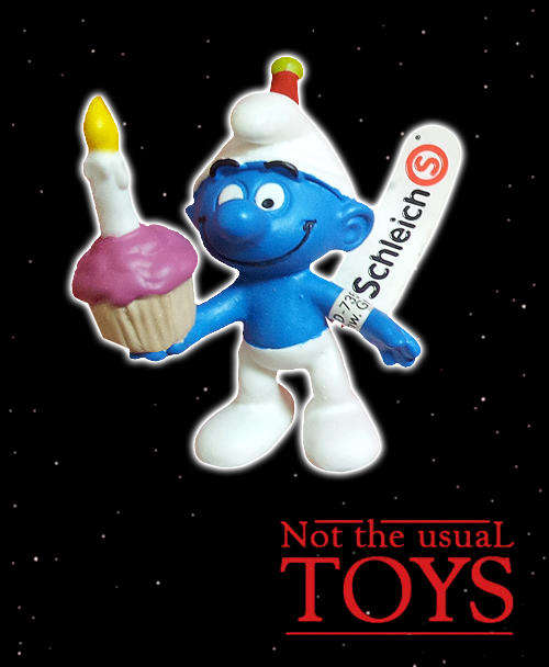 Smurfs: Smurf with Birthday Cupcake new!!!