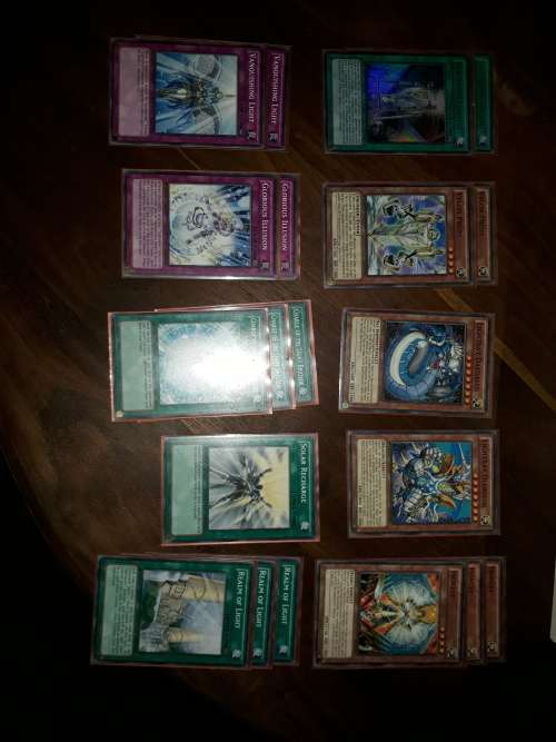 Yu Gi Oh Lightsworn deck