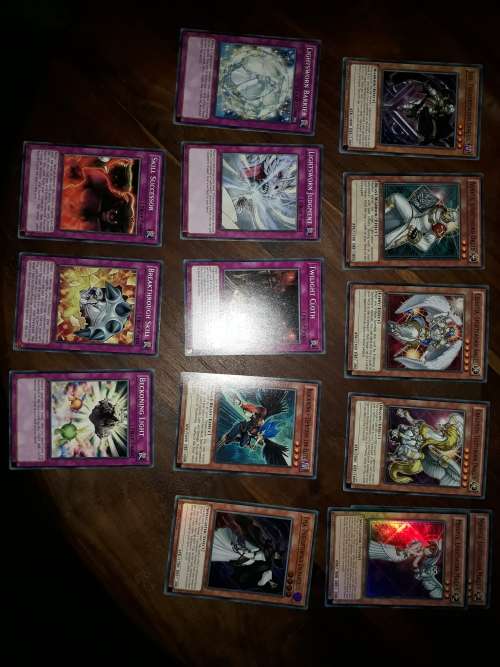 Yu Gi Oh Lightsworn deck