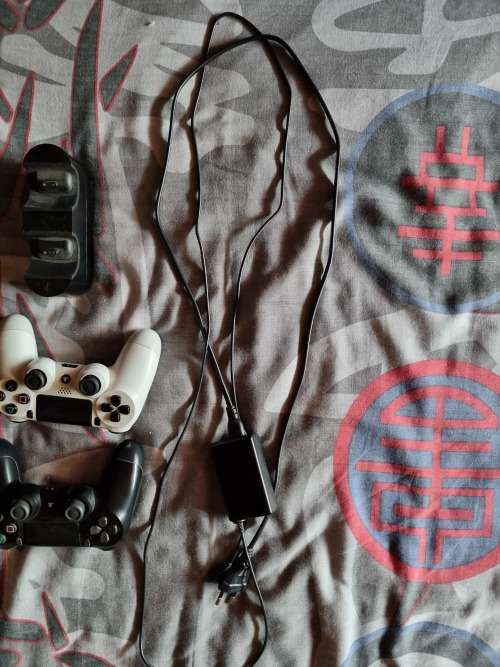 PS4 bundle
