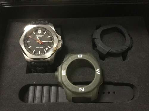 Victorinox Swiss Military Immaculate Like New with Case Interchangeably straps and Face Clips R17500