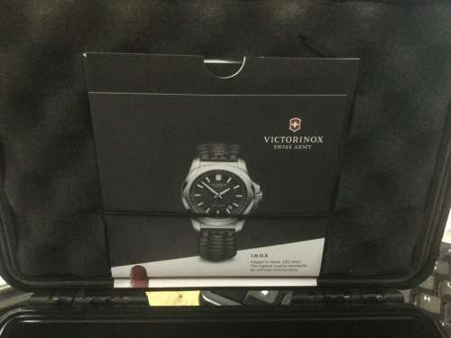 Victorinox Swiss Military Immaculate Like New with Case Interchangeably straps and Face Clips R17500