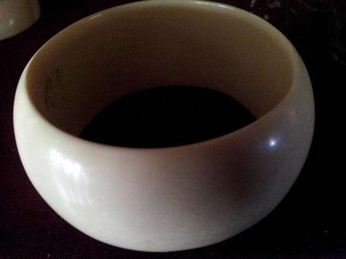 Ivory solid antique bangle 85 grams