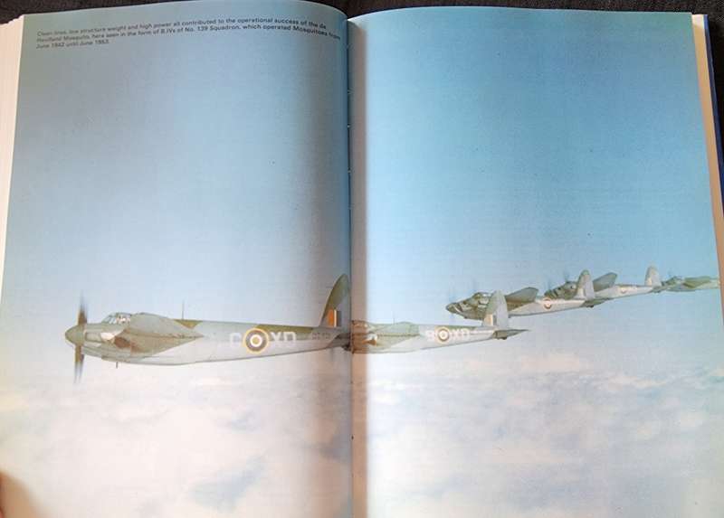 The Hamlyn Concise guide to British Aircraft of World War 2 by David Mondey