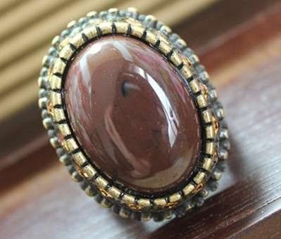 ANTIQUE GOLD TONE BROWN STONE TOPAZ CRYSTAL DOME RING