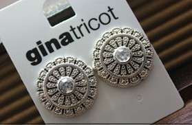 vintage style silvery flower stud earrings