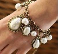 Vintage Style Bronze heart bead Venetian pearl charms Bracelet