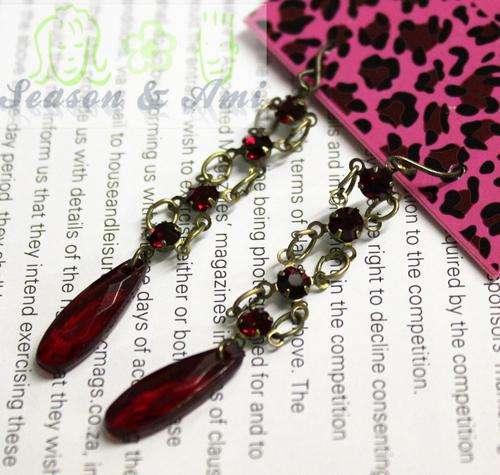 fashion red dangle earrings