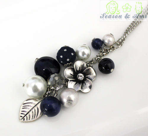 blue garden fashion necklace