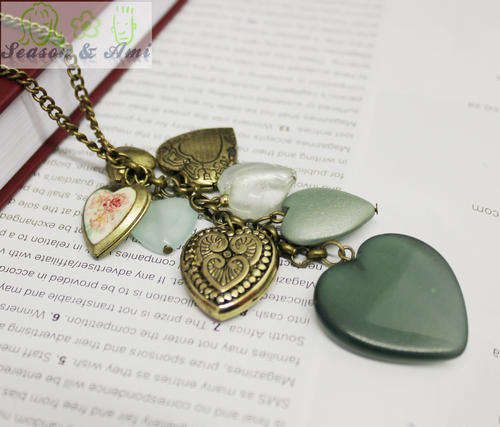 multi heart sweater chain