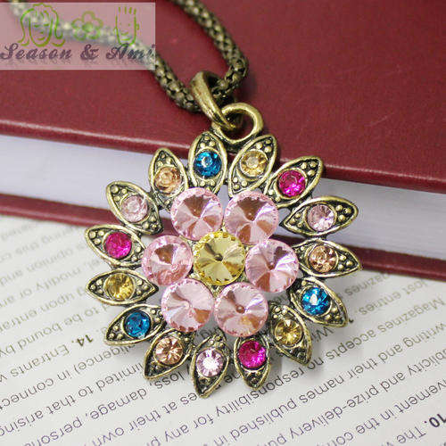 Vintage style multicolour rhinestone lotus flower pendant necklace