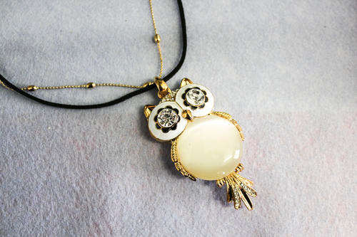 loving rhinestone owl  nacklace