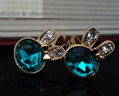 lovely green rhinestone earrings ear clip