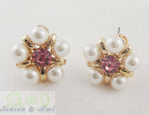 fashion pink flower stud earrings