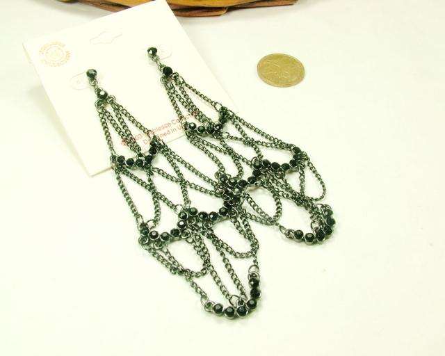 Europe Wind black fashion earring