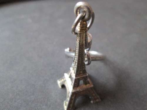 KEYRING - EIFFEL TOWER