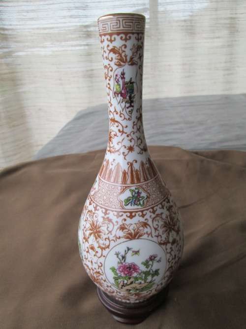 HAND PAINTED PORCELAIN VASE