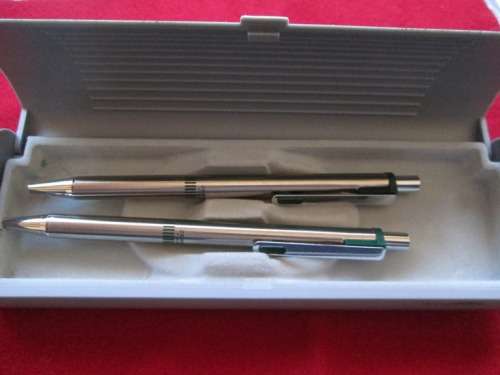 ZEBRA 900L ALLUMINIUM PENS IN BOX