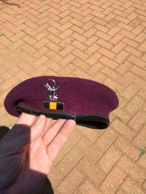 SADF recce, parabat beret, early type.