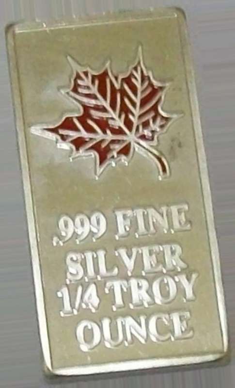 1/4 Troy Oz .999 Silver Maple Bar (Red Enamel)