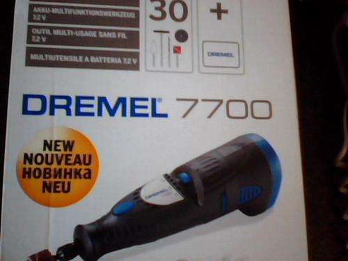 Dremmel 7700 Cordless Multitool (postage R 40 )