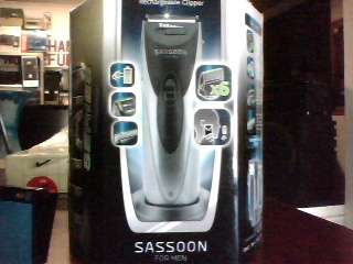 Sassoon Rechargeable Grooming Kit (Shipping R40)
