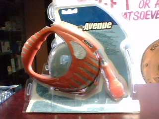 Dog Avenue Automatic Leash (Shipping R40)