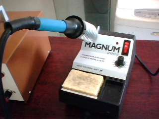 Magnum 2002 Soldering station (Shipping R60)
