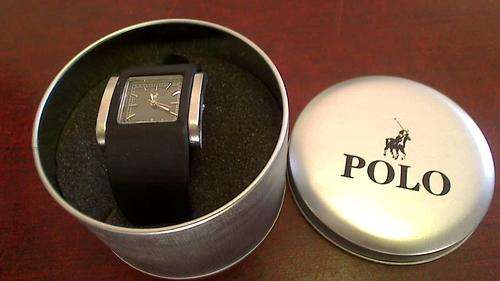 Polo Gents watch in a tin (Shipping R50)
