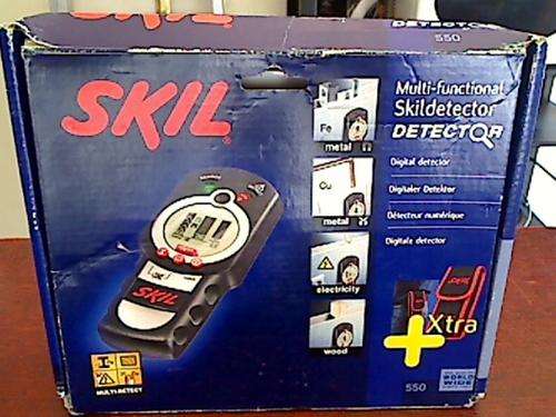 Skil Multi-Functional Detector + Pouch + Box