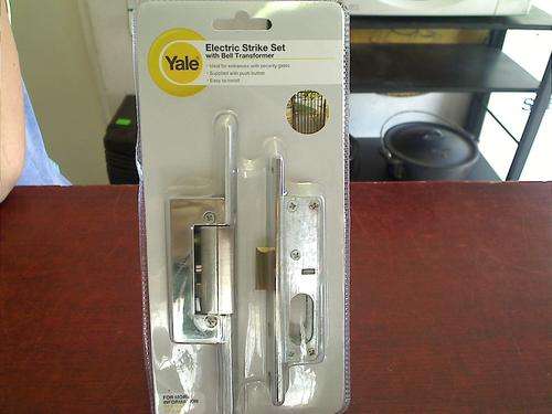 Yale Electric Strike Set