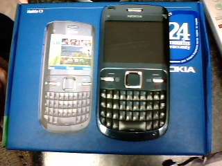 Nokia C3 Brand new in box (Shipping R50)
