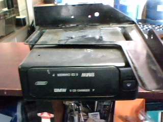 BMW CD Changer (Shipping R50)