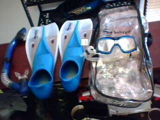 4 Piece Snorkel set (Shipping R50)