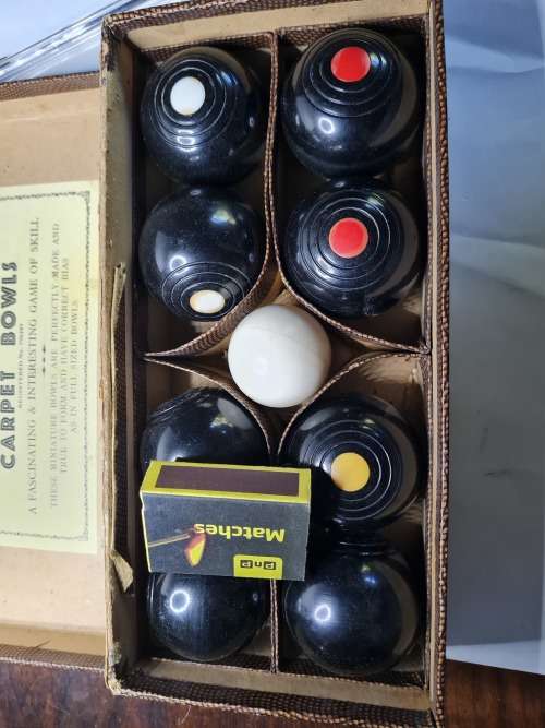 Vintage Set of Carpet Bowls