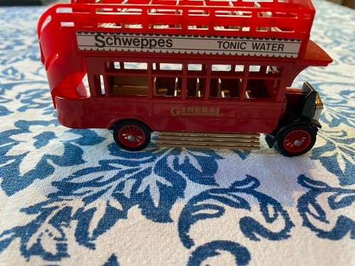 Matchbox Models Of Yesteryears Bus