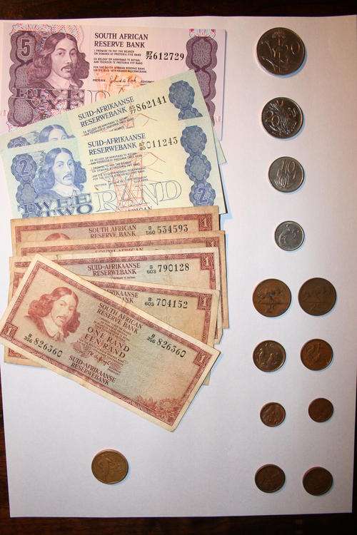 Nice collection of notes and coins!!! Value for money!