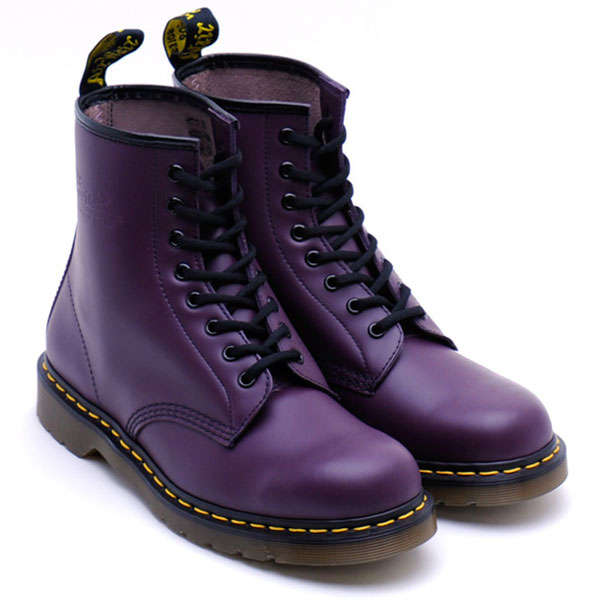 DR Martens ( L29 )