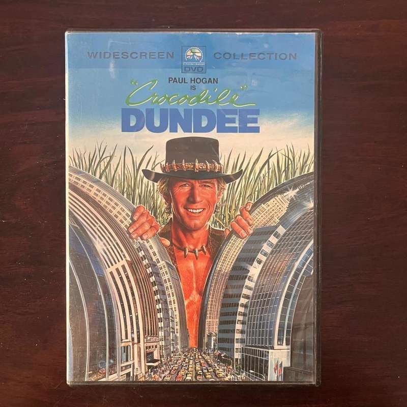 Crocodile Dundee DVD South African Press 80s Comedy